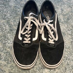 Black / white men’s vans size 13